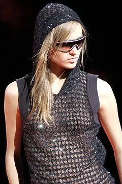 Look 28